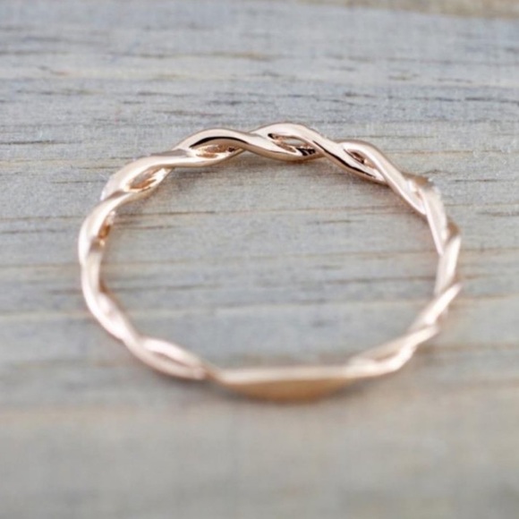 NEW 18K Rose Gold Diamond Twisted Ring - Picture 5 of 5